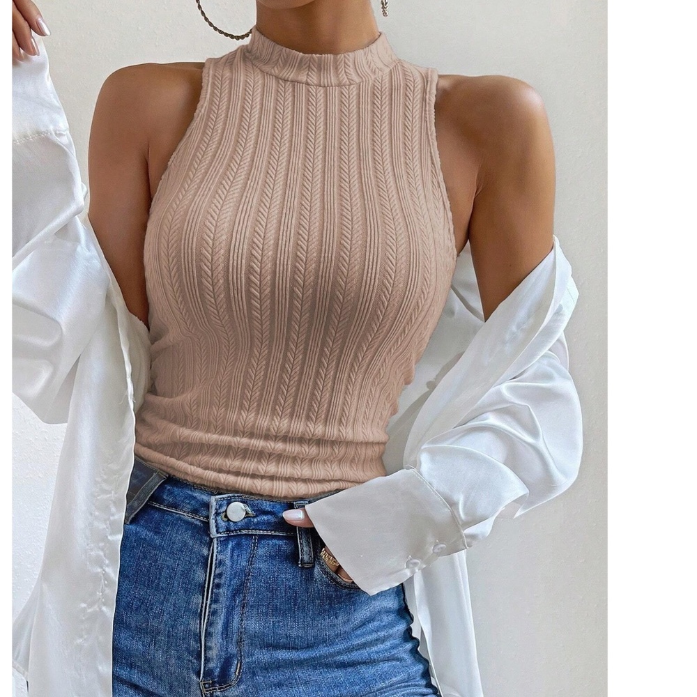 026 Fitted Ribbed Knit Mock Neck Tank Top - Picture 3 of 16
